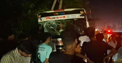 চট্টগ্রামে ভয়াবহ সড়ক দুর্ঘটনায় ৩ জন নিহত, আহত ২০